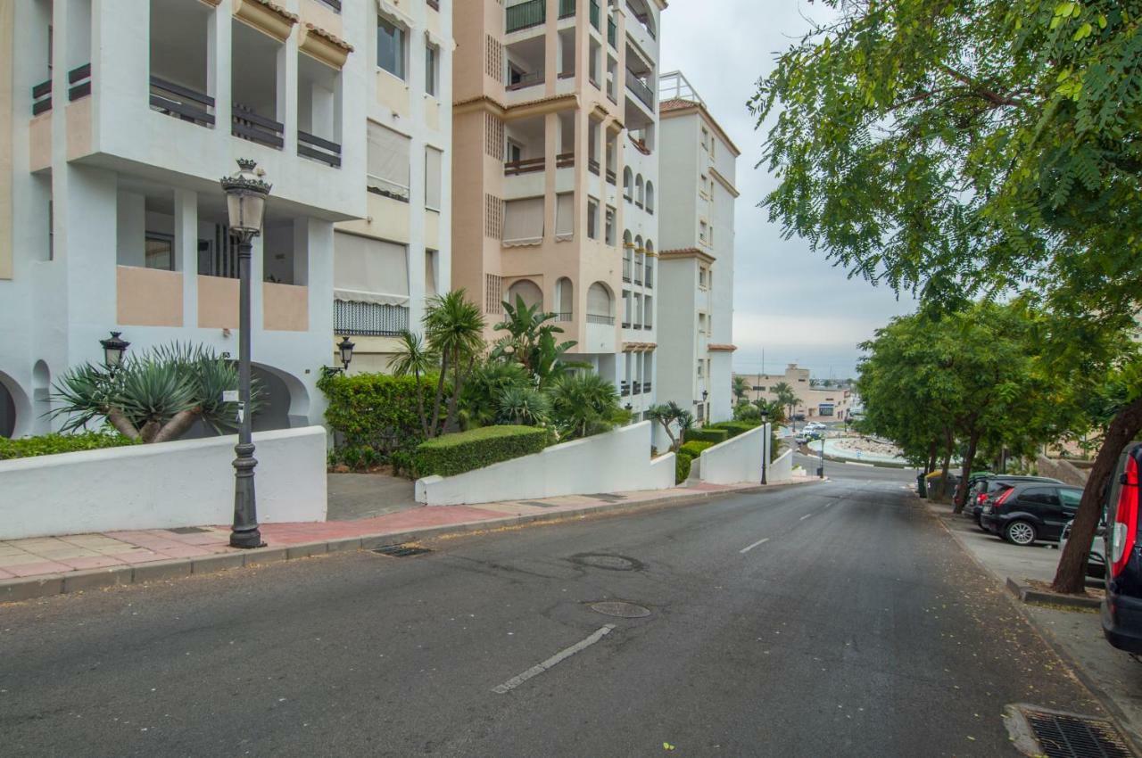 Puerto Deportivo Estepona Dış mekan fotoğraf